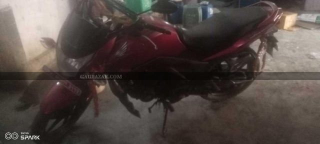 Honda unicorn 160cc red colour